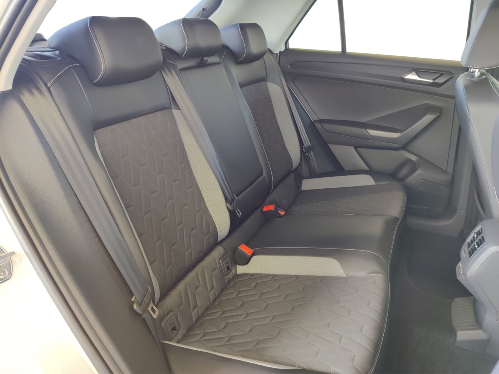 Volkswagen T-Roc – Bild 8