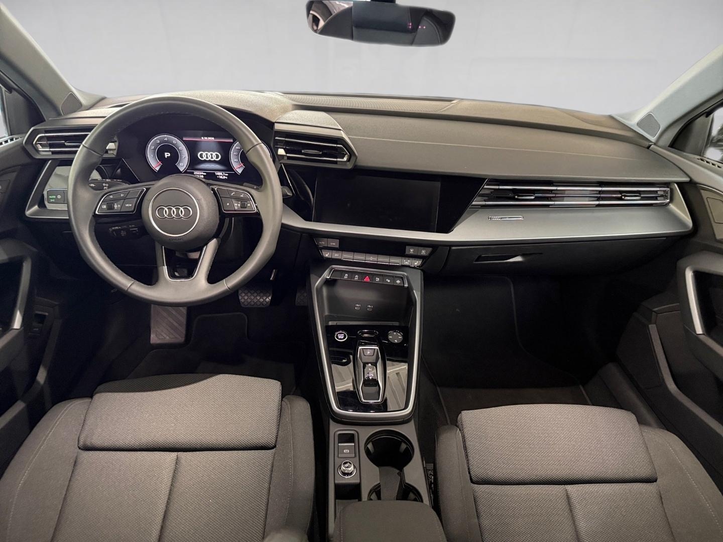 Bild über Audi A3 Sportback TFSI 110 kW S tronic - für weitere Informationen kontaktieren Sie den Audi Partner