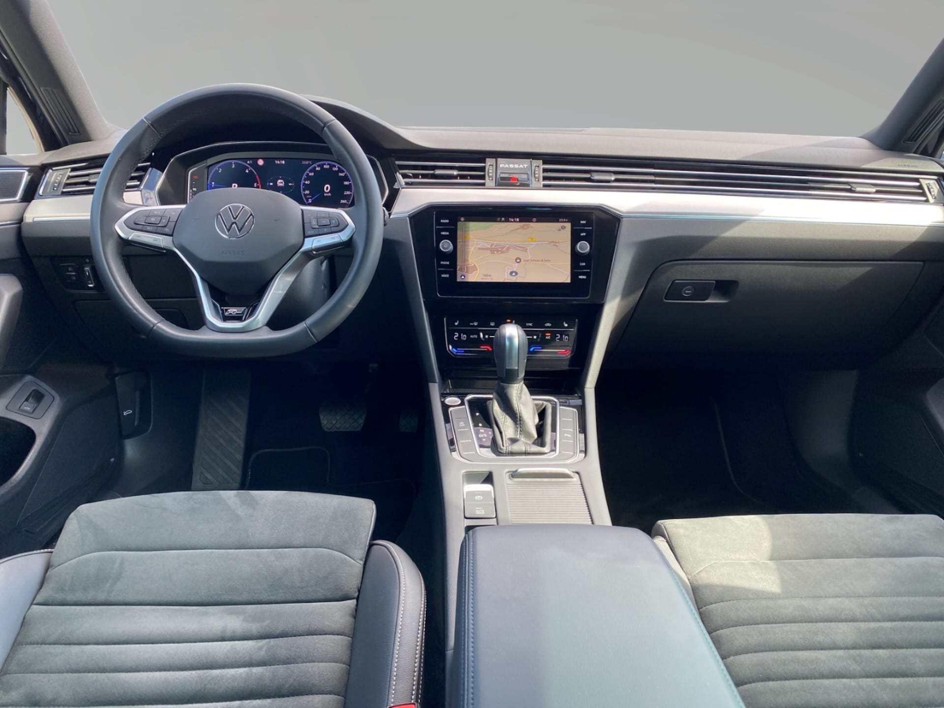Volkswagen Passat Variant Elegance