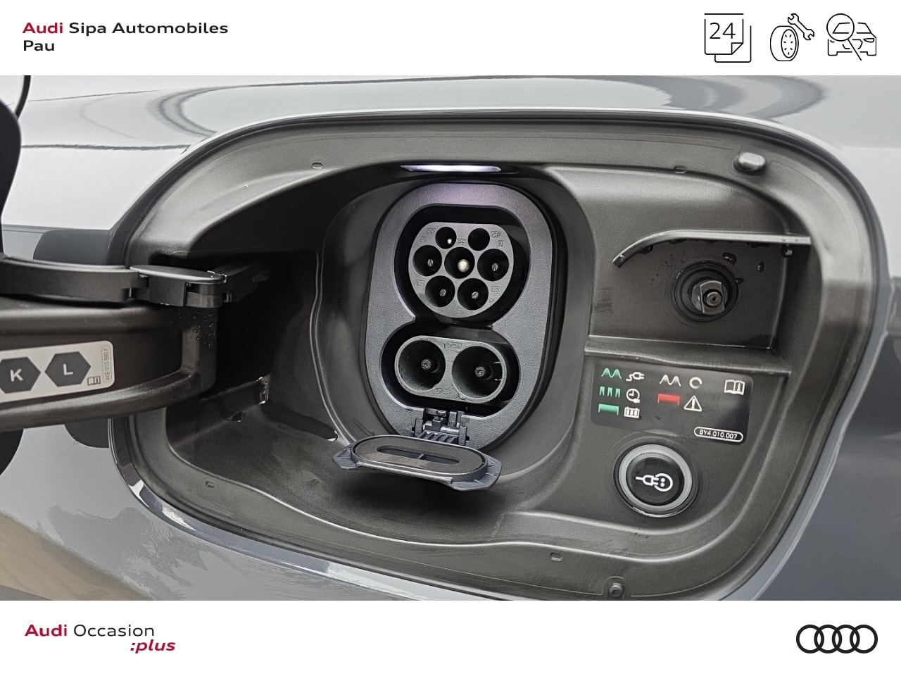 Image about Audi Q6 SUV e-tron S line e-tron performance 225,00 kW