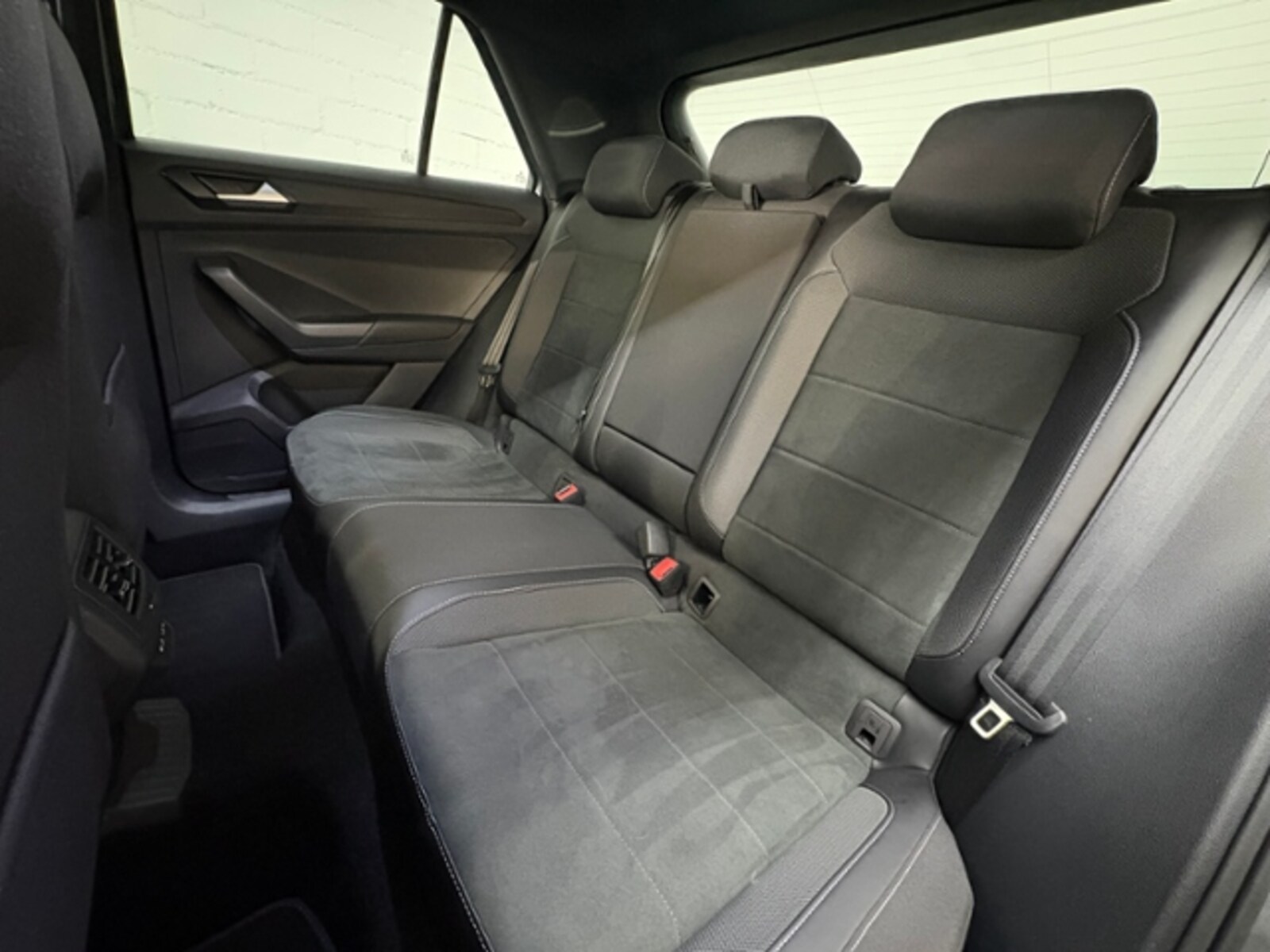 Volkswagen T-Roc – Bild 9