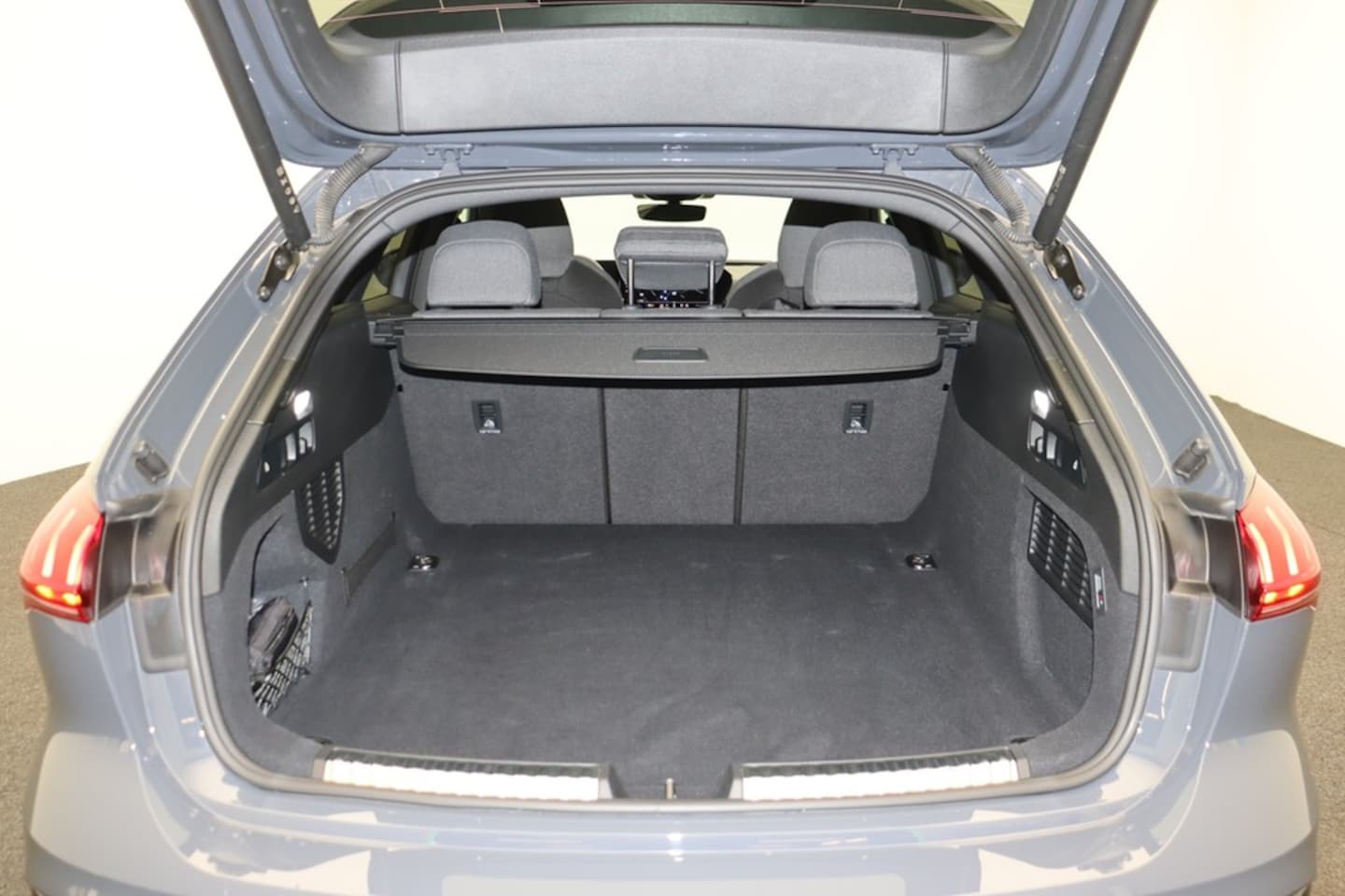 Bild über Audi A5 Avant TDI quattro 150 kW S tronic - für weitere Informationen kontaktieren Sie den Audi Partner