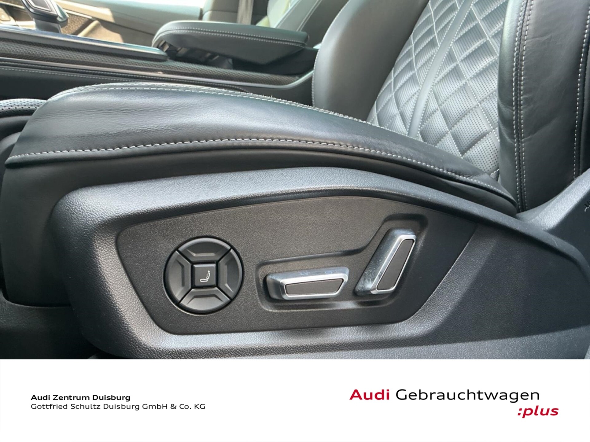 Audi SQ8 SUV