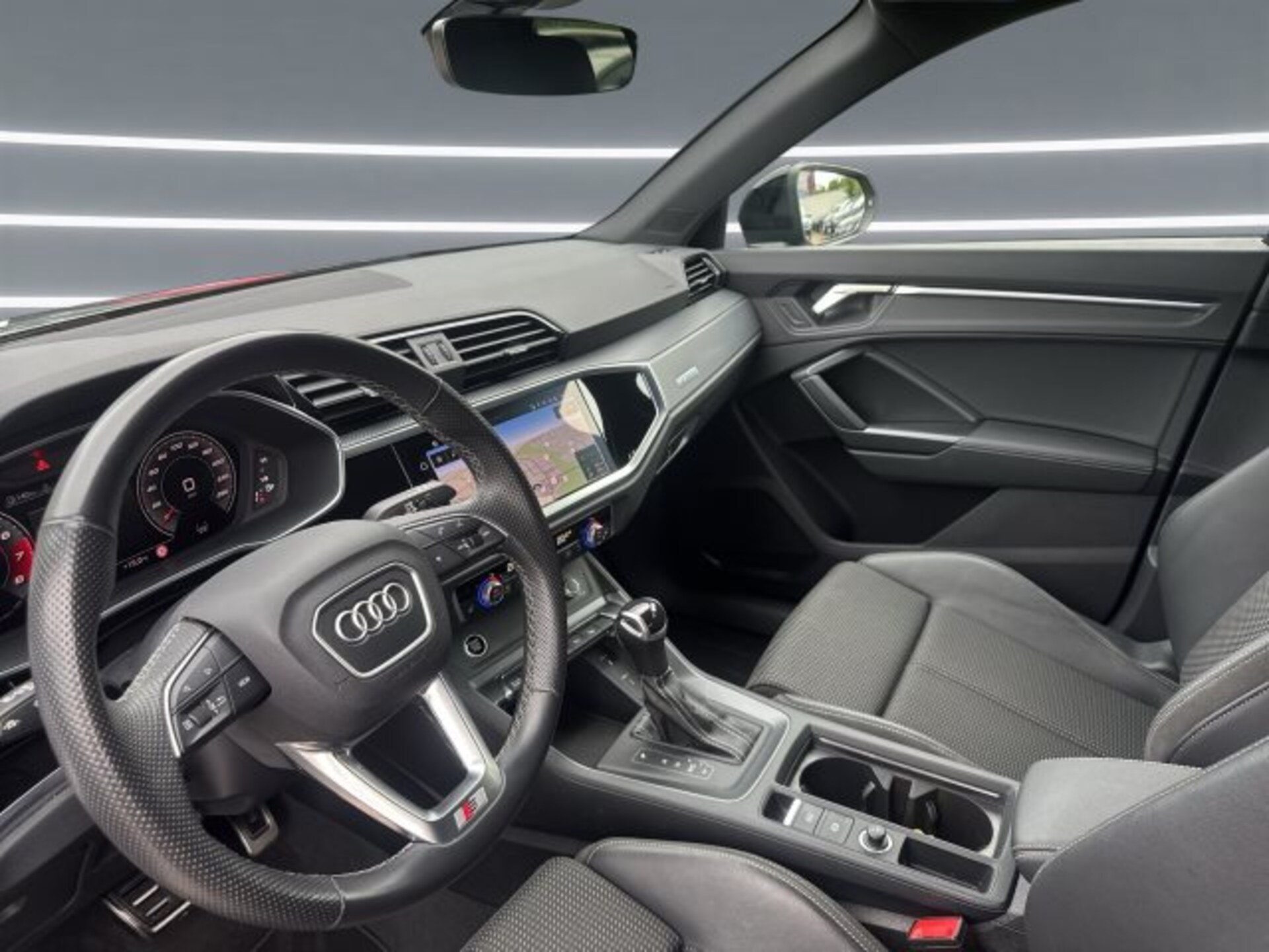 Audi Q3 SUV S line
