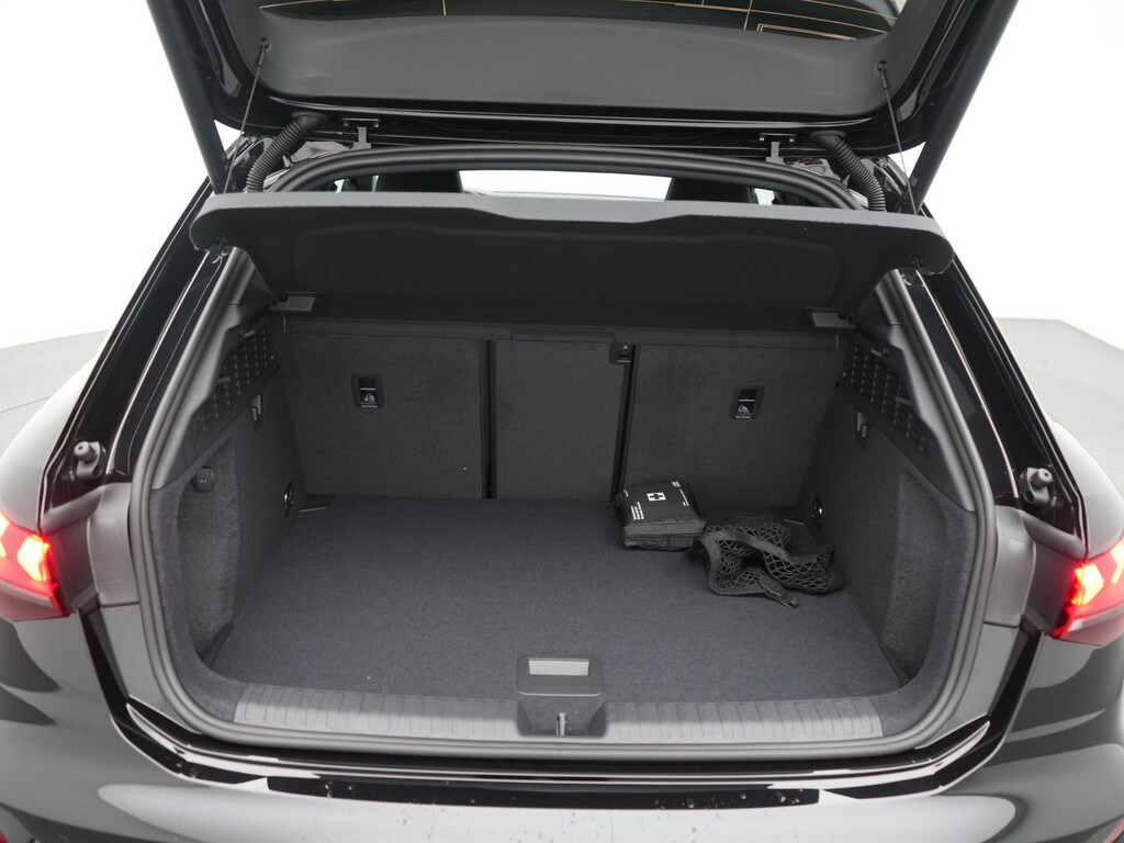 Image about Audi RS 3 Sportback TFSI quattro S tronic