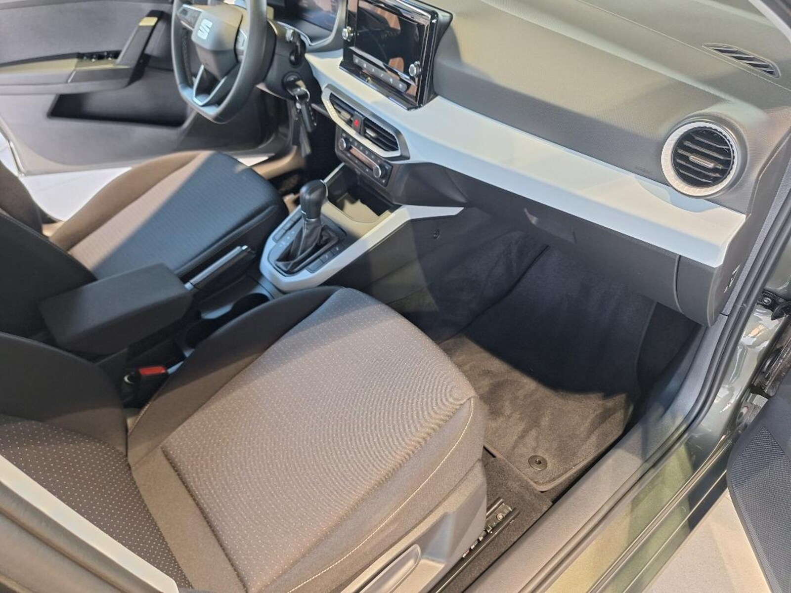 SEAT Arona – Bild 8
