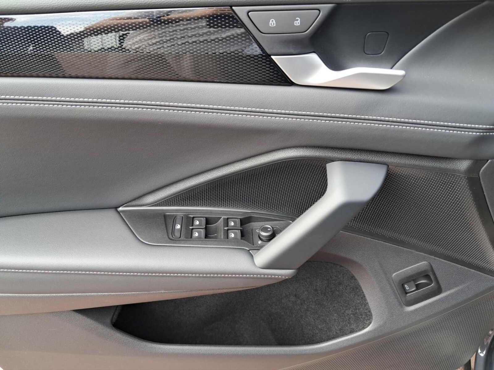 Volkswagen Tiguan – Bild 10
