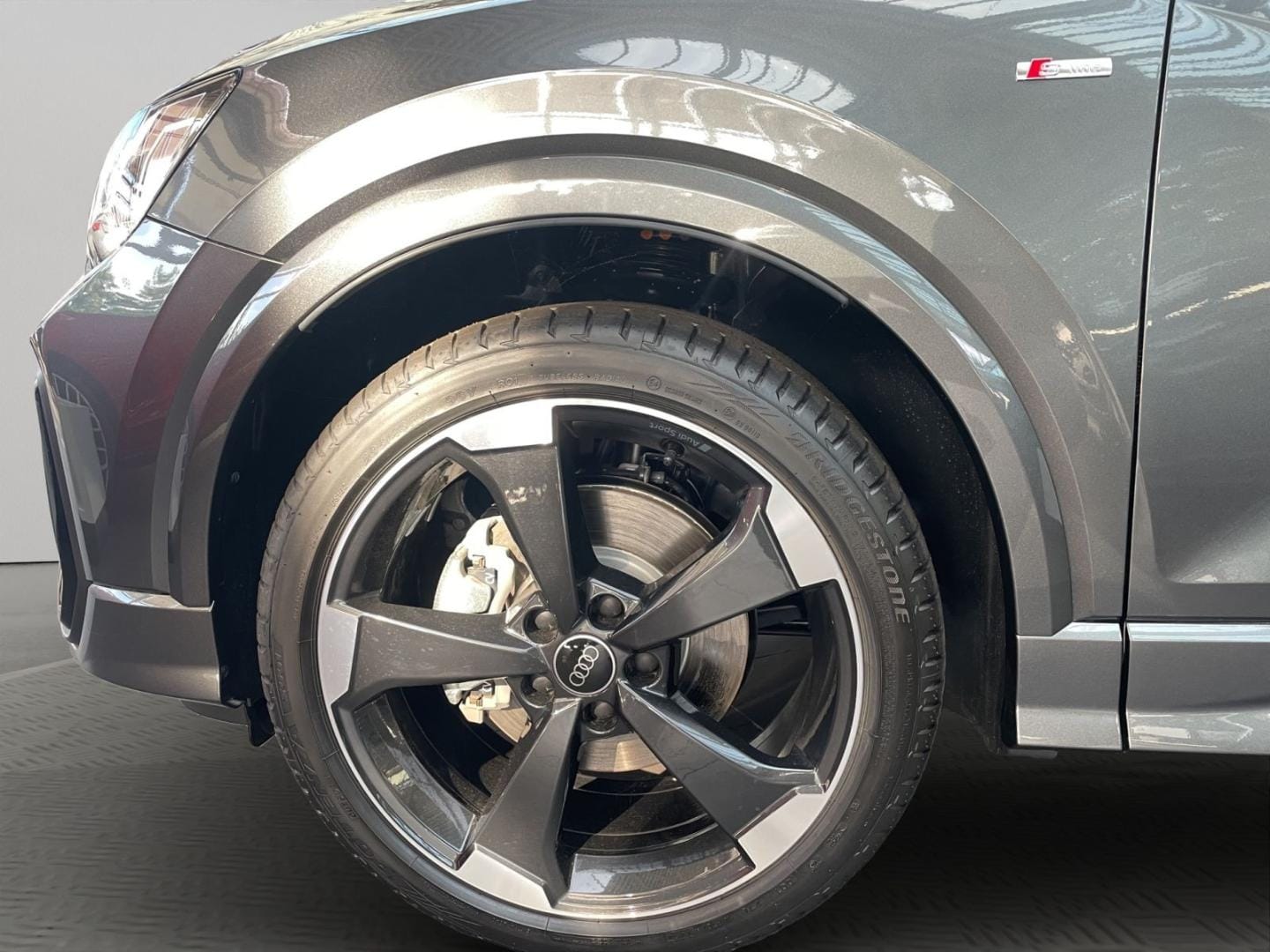 Bild über Audi Q2 S line 35 TDI quattro S tronic - für weitere Informationen kontaktieren Sie den Audi Partner