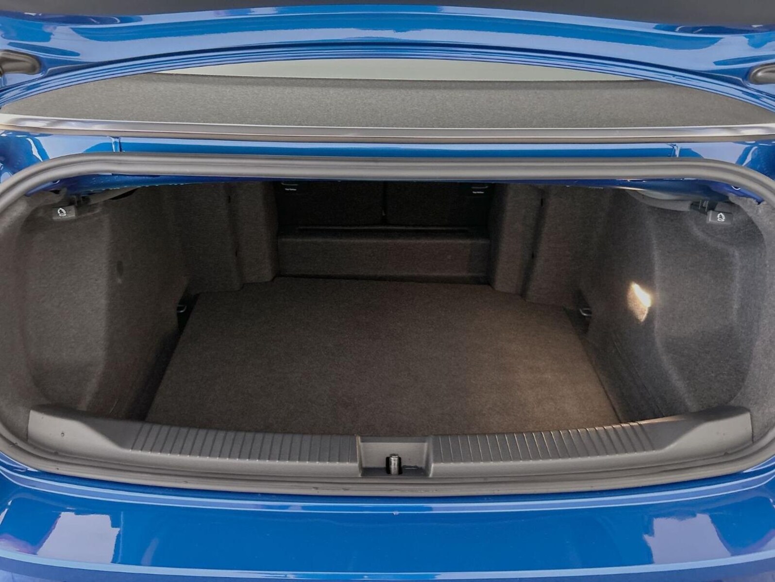 Volkswagen T-Roc Cabriolet – Bild 18