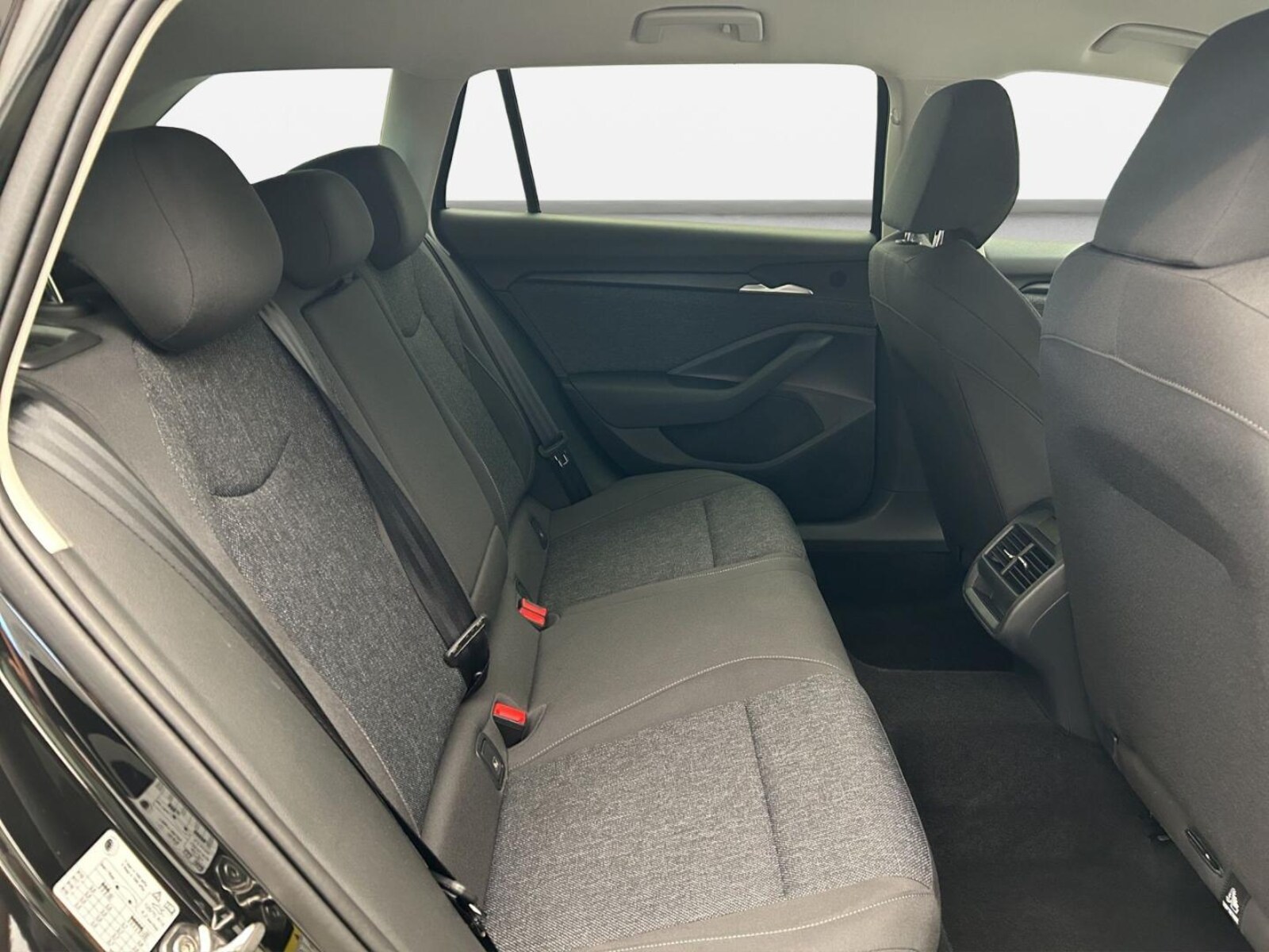 Škoda Superb Combi – Bild 16