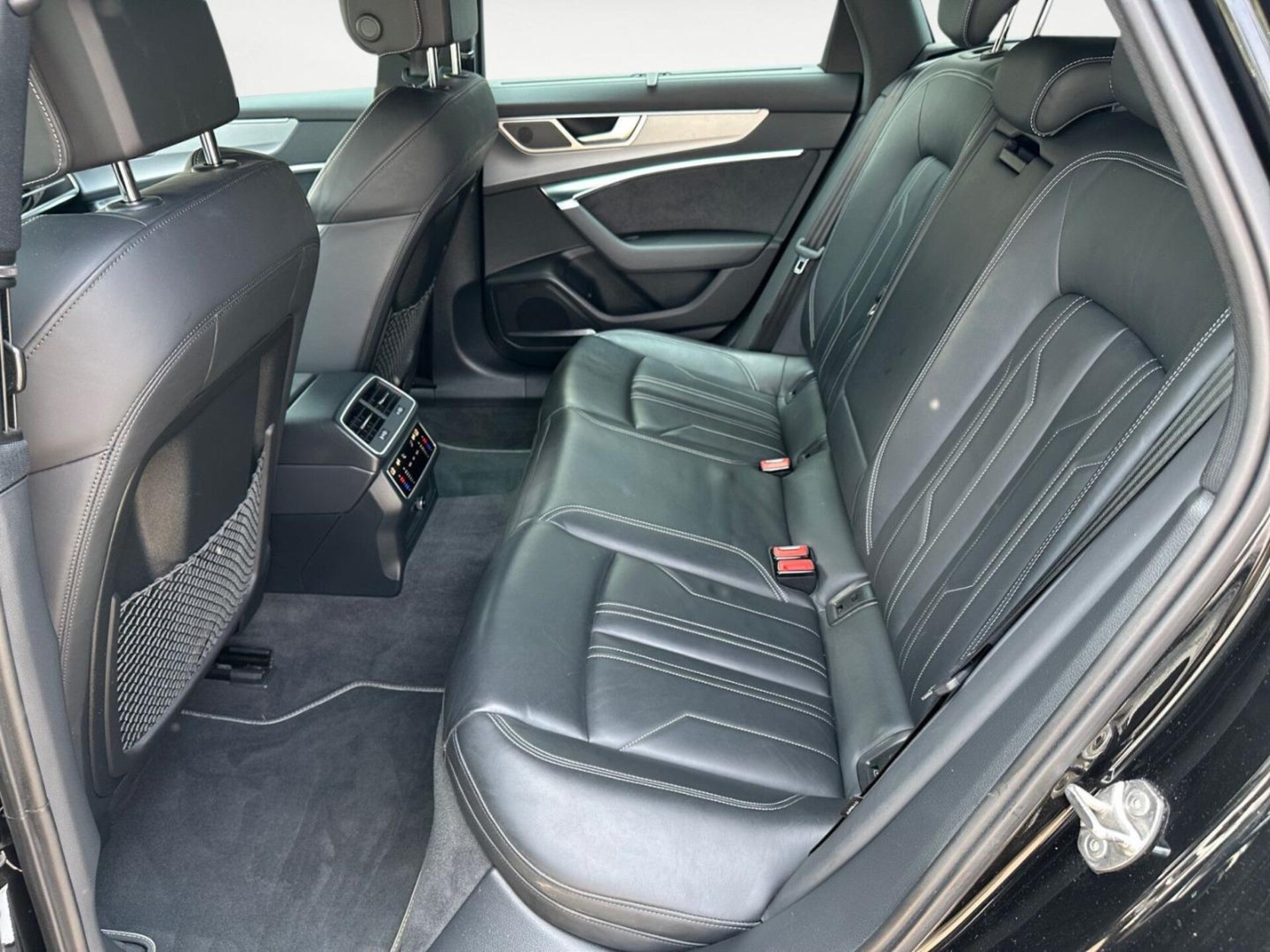 Audi S6 Avant