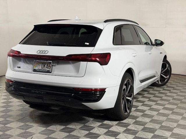 2024 Audi Q8 e-tron