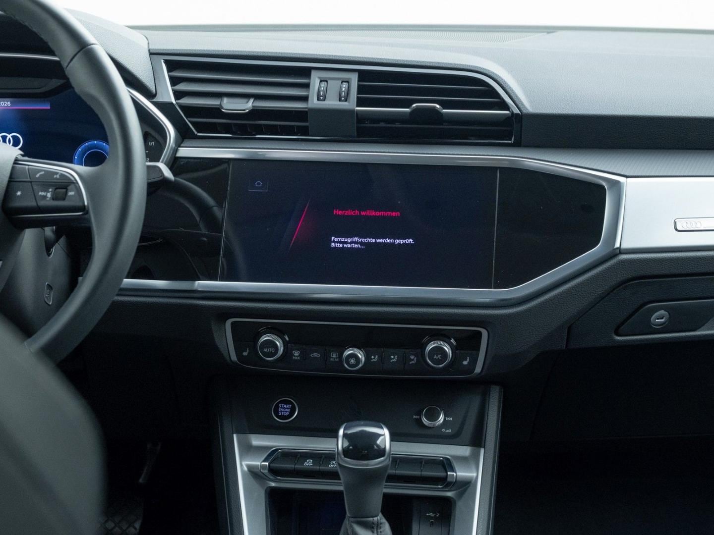Bild über Audi Q3 35 TDI S tronic - für weitere Informationen kontaktieren Sie den Audi Partner