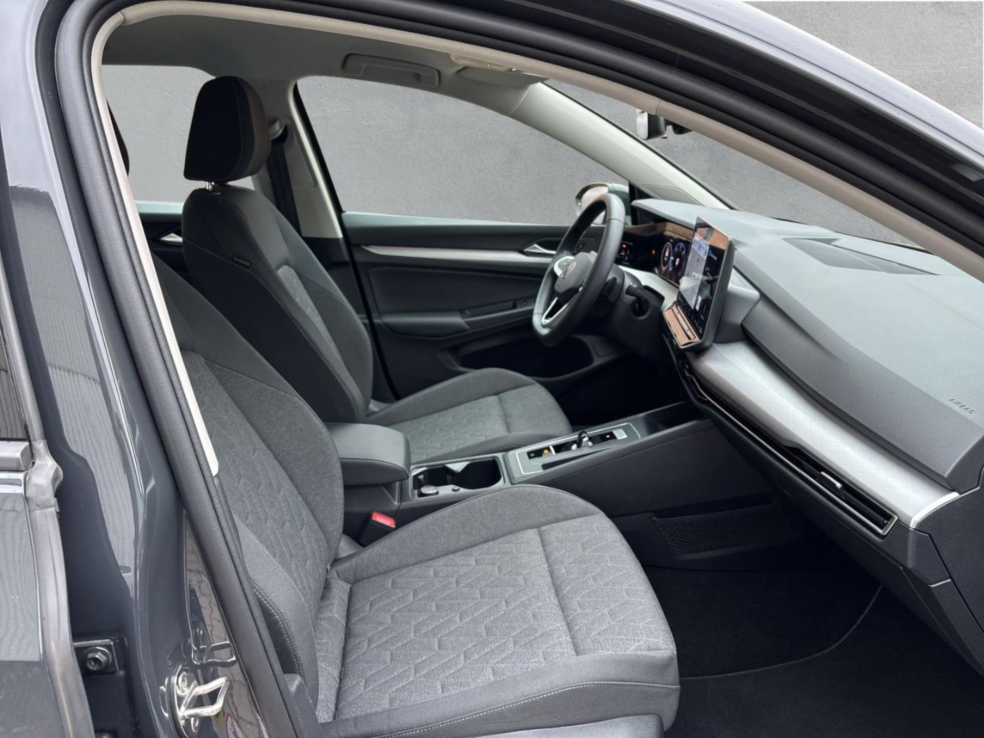 Volkswagen Golf Variant Life