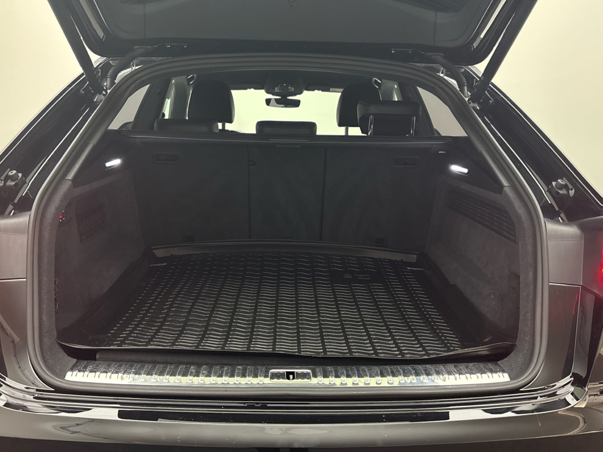 Audi Q8 SUV
