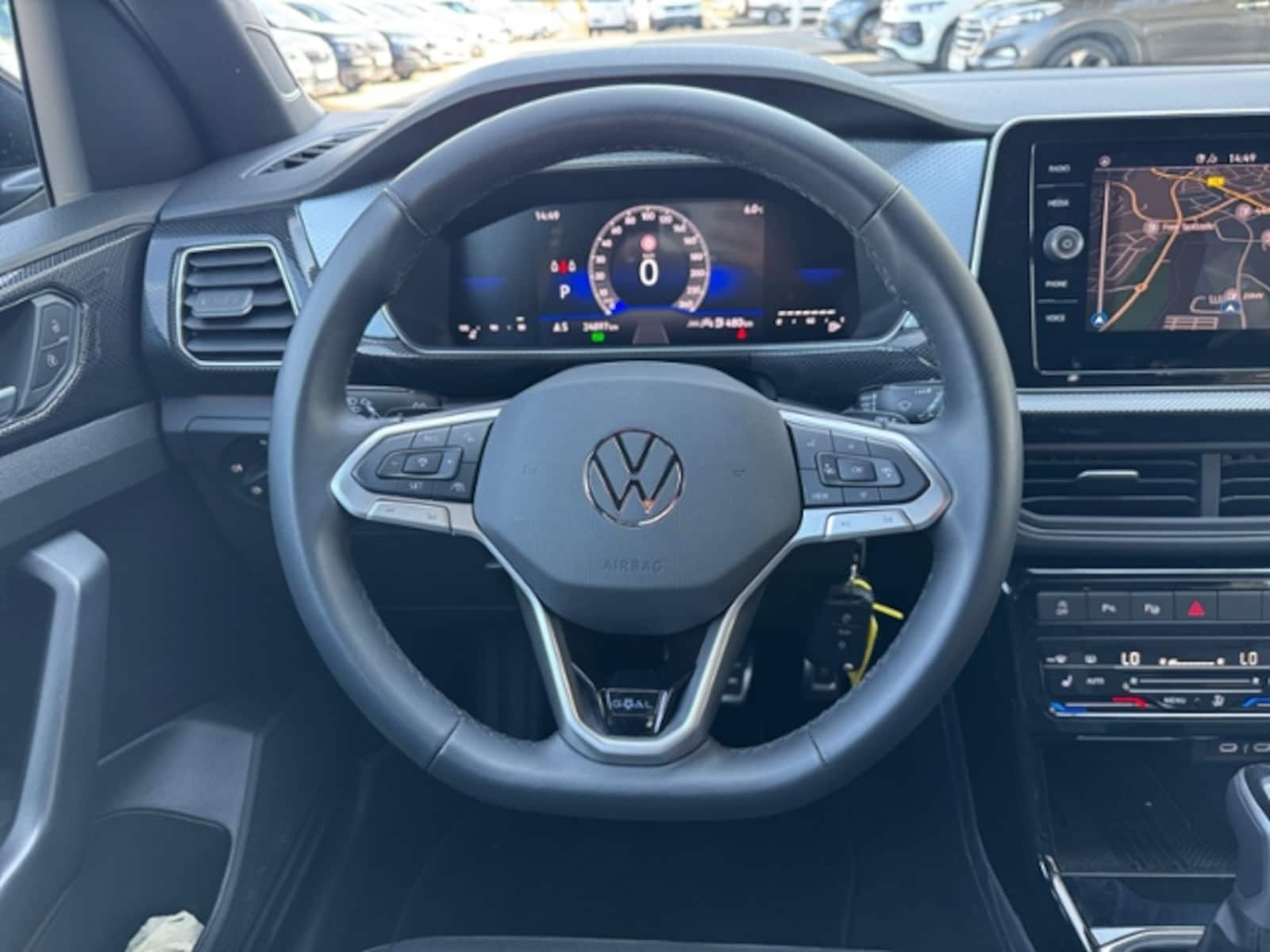 Volkswagen T-Cross – Bild 12