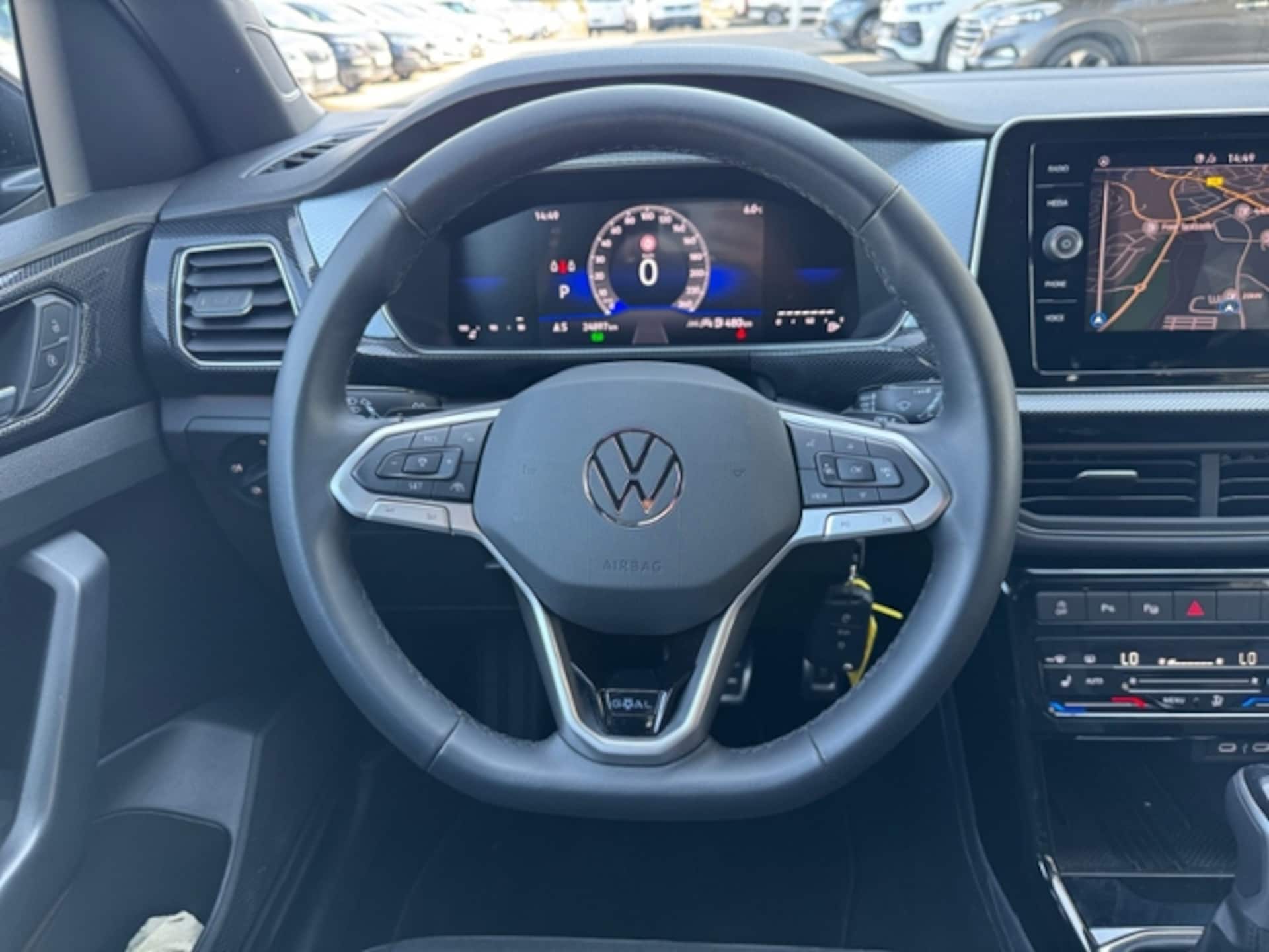 Volkswagen T-Cross Life