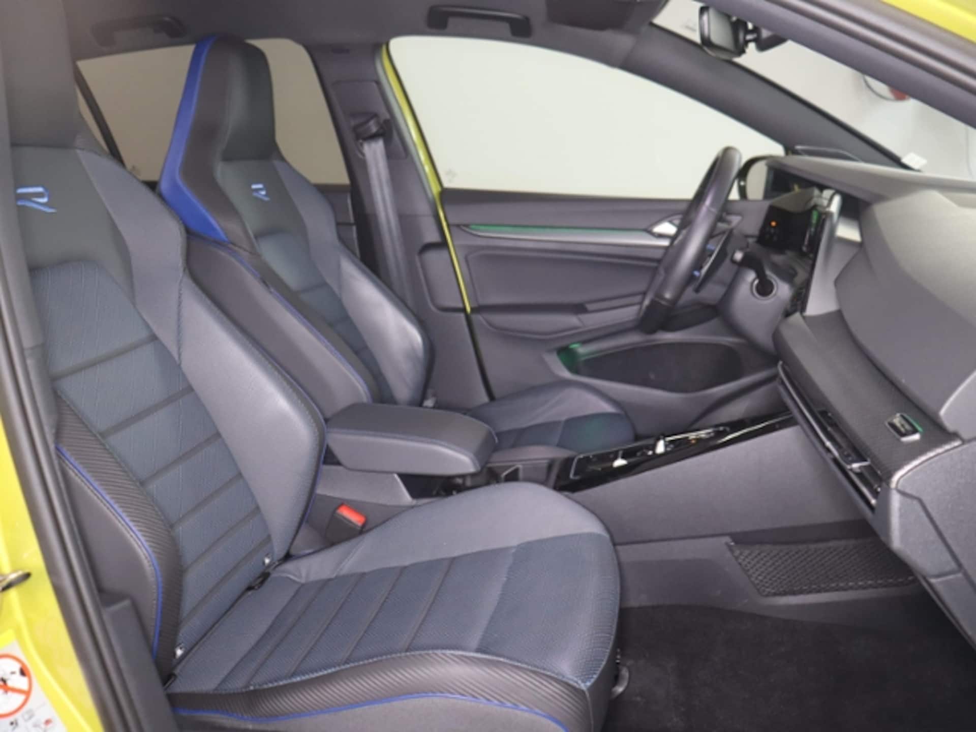 Volkswagen Golf R