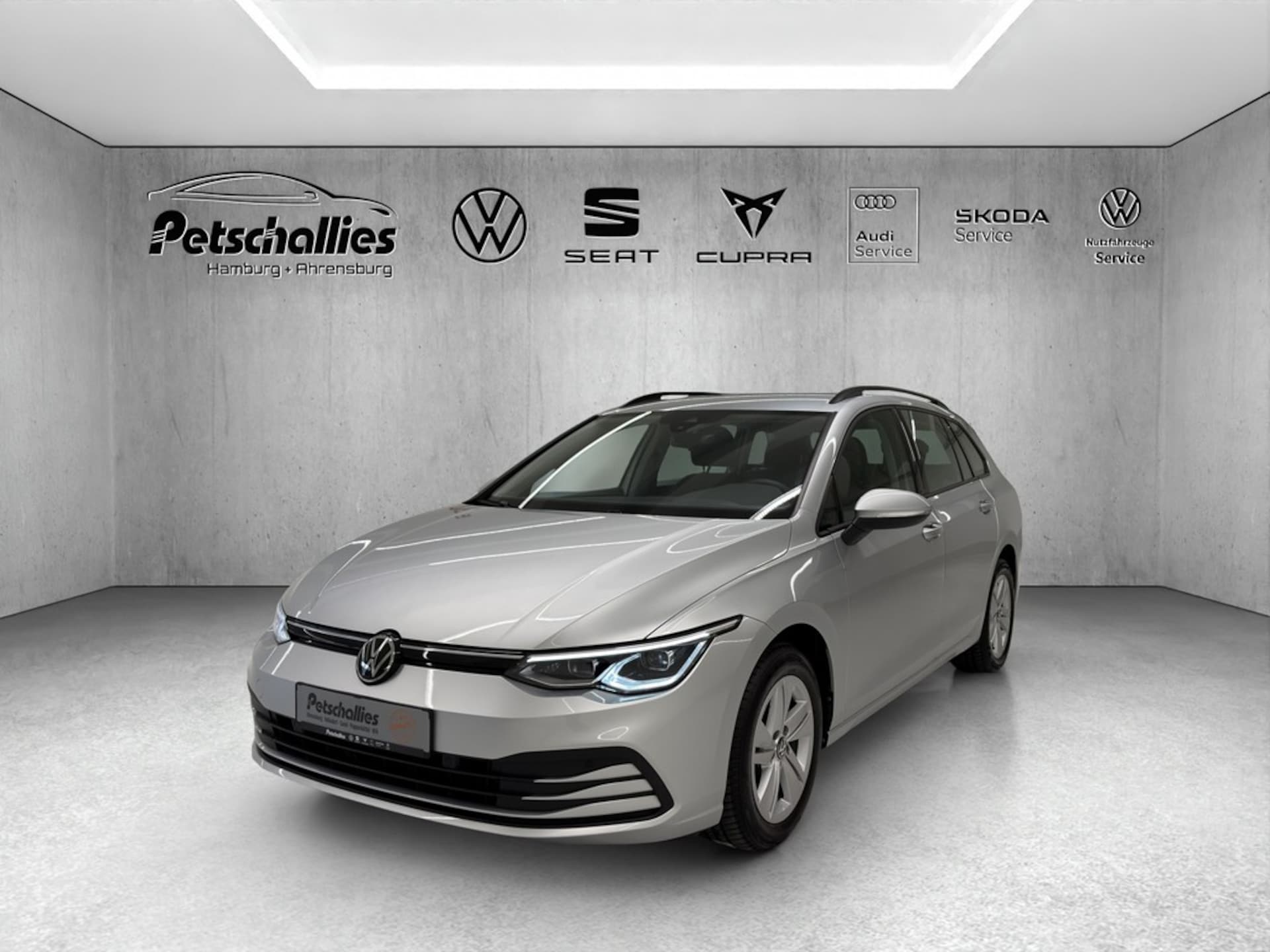 Volkswagen Golf Variant 2024 — Golf Variant Life 1,5 eTSI DSG PDC/NAVI/ACC/AHK