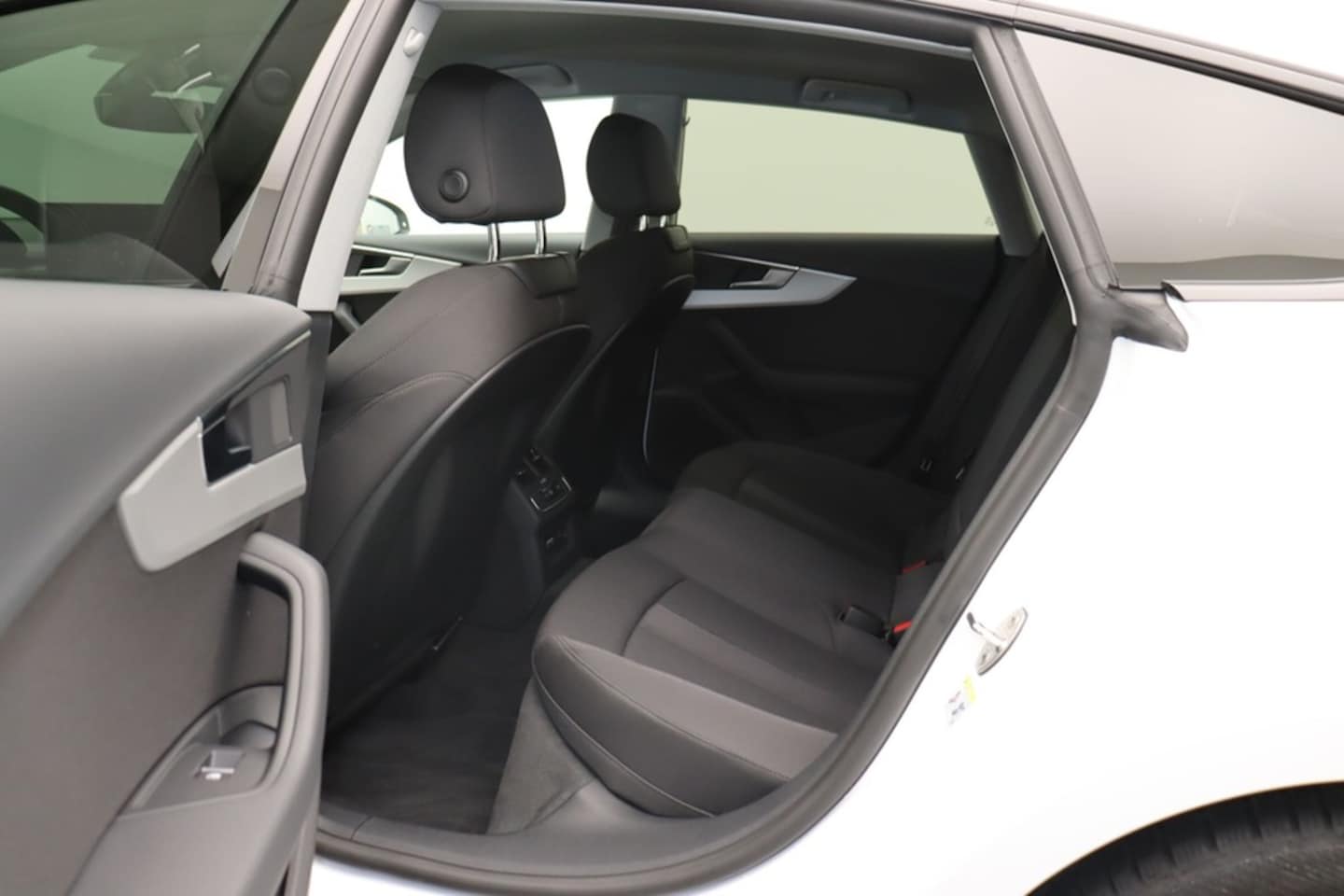 Bild über Audi A5 Sportback advanced 35 TDI S tronic - für weitere Informationen kontaktieren Sie den Audi Partner
