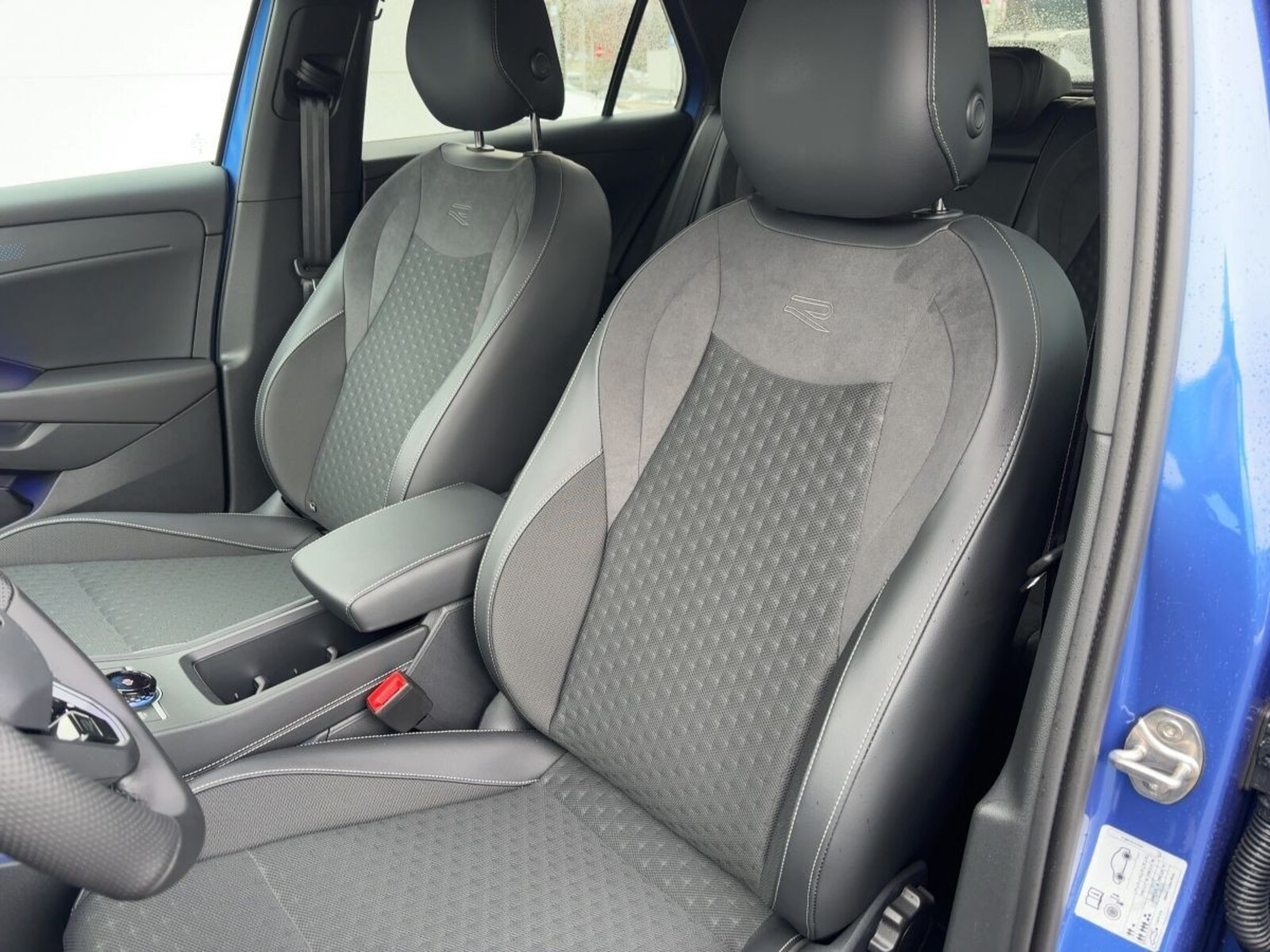 Volkswagen T-Roc – Bild 10