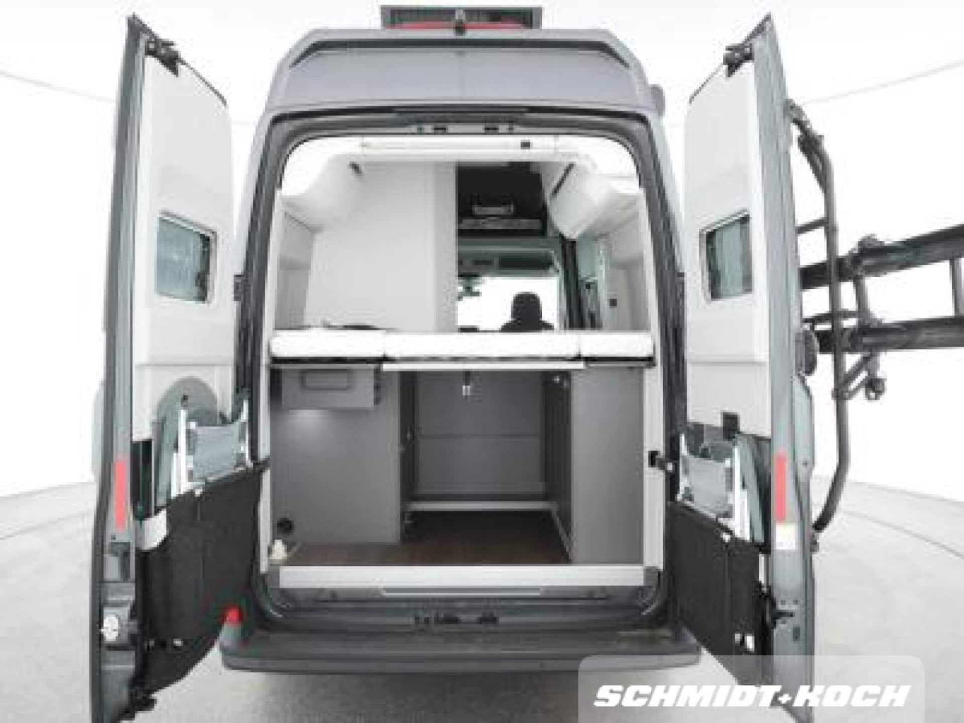 Volkswagen Grand California 600