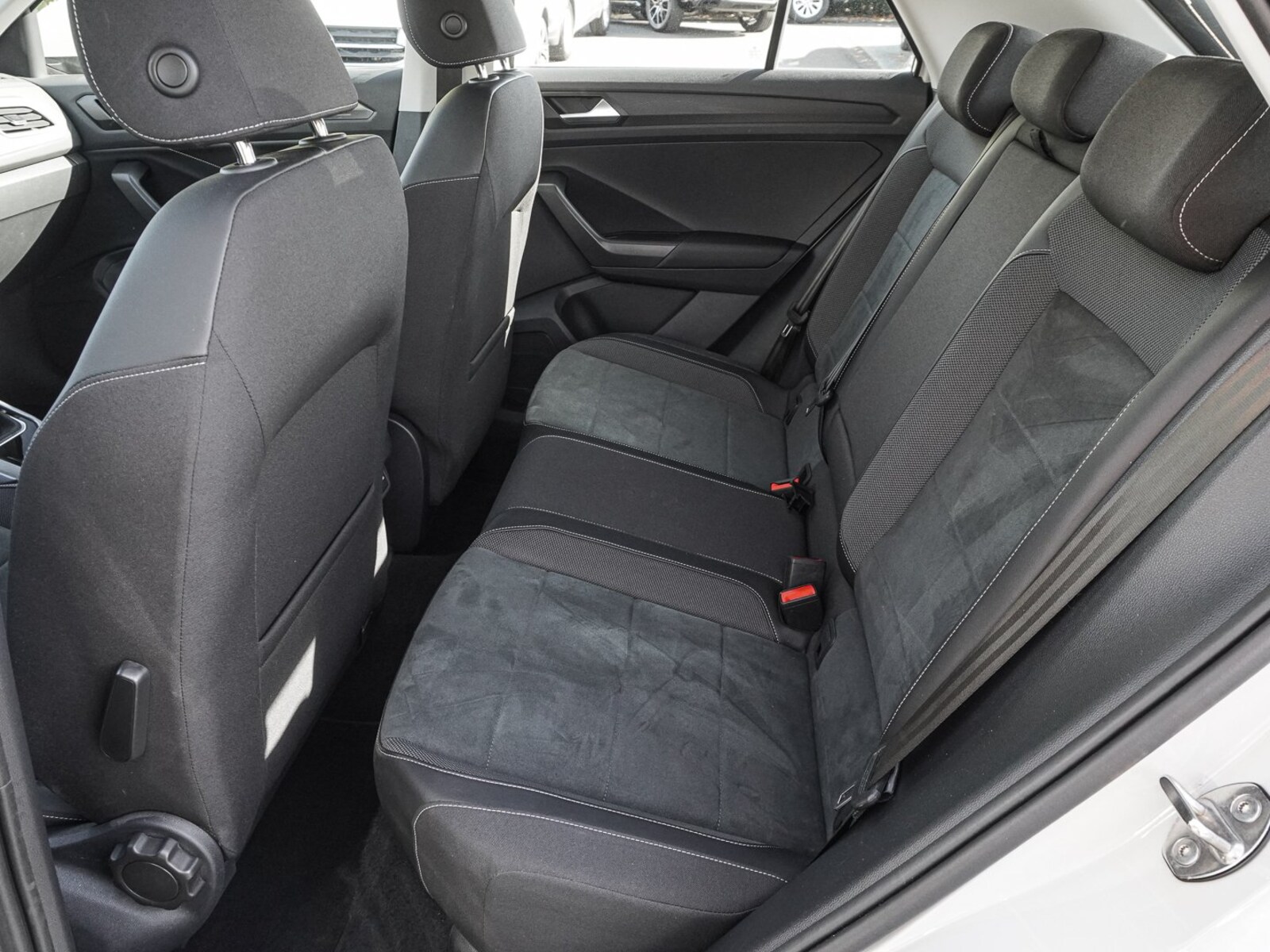 Volkswagen T-Roc – Bild 19