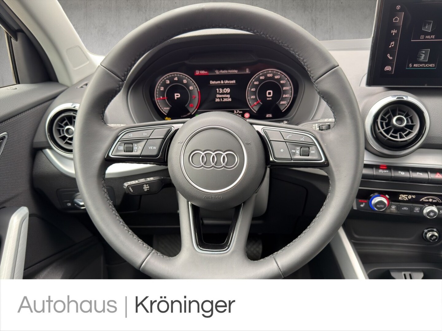 Bild über Audi Q2 advanced 35 TFSI S tronic - für weitere Informationen kontaktieren Sie den Audi Partner