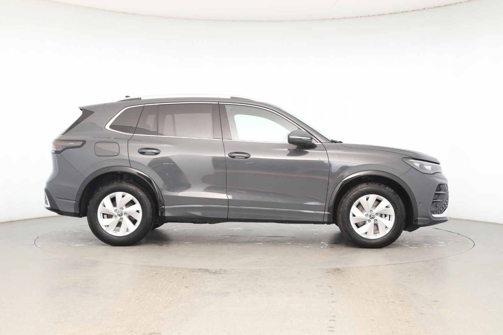 Volkswagen Tiguan – Bild 7