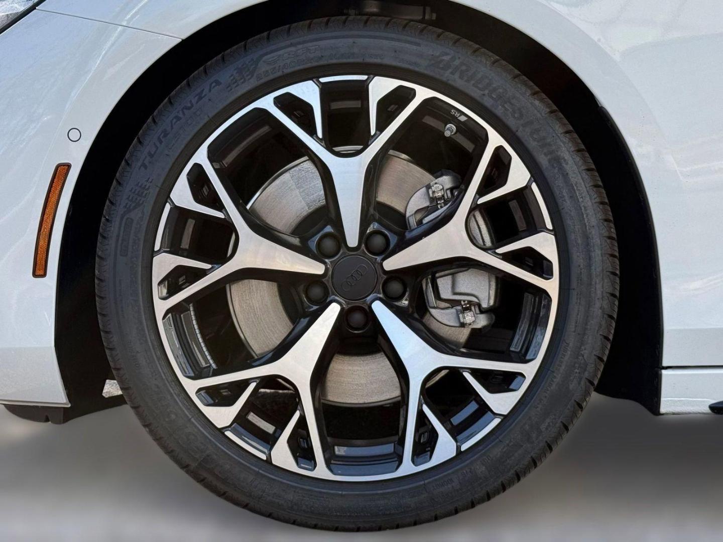 2026 Audi A6 Prestige - Photo 11