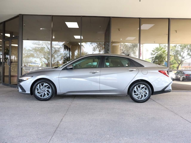 2024 Hyundai Elantra
