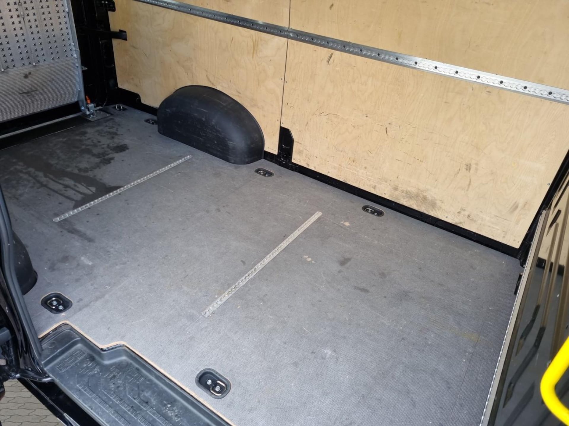 Volkswagen Crafter Kasten mittlerer Radstand