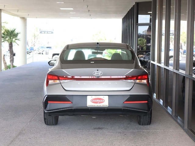 2024 Hyundai Elantra