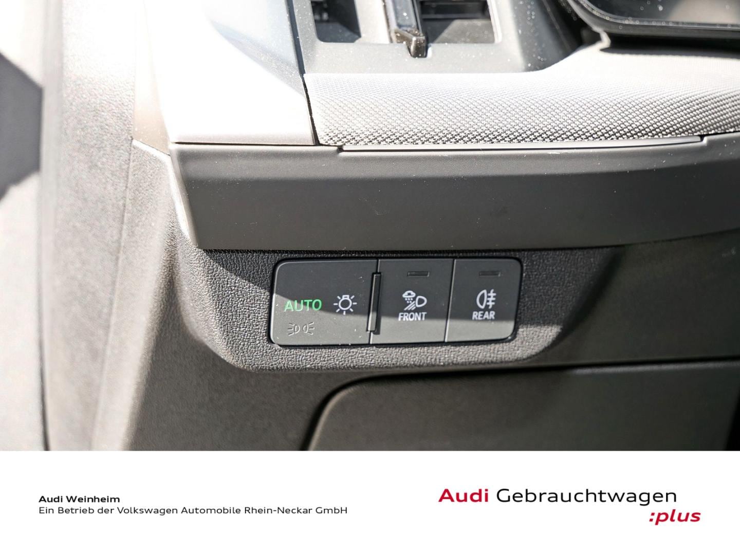Bild über Audi Q4 SUV e-tron e-tron quattro 220 kW - für weitere Informationen kontaktieren Sie den Audi Partner
