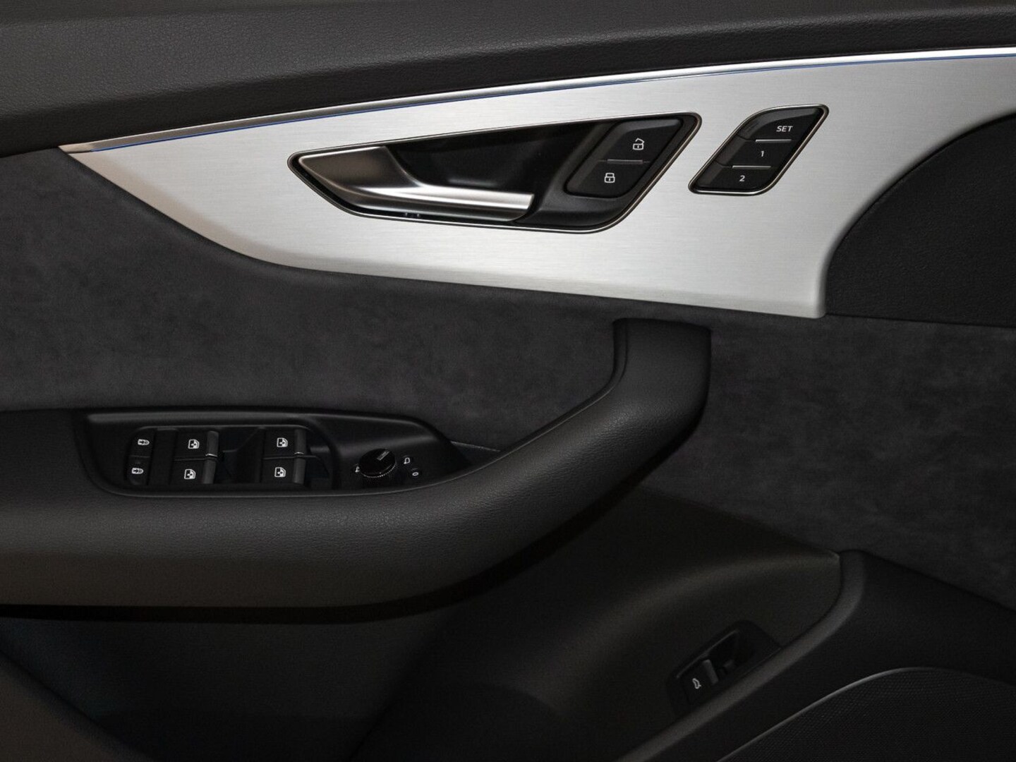 Bild über Audi Q7 SUV S line business TDI quattro 210 kW tiptronic - für weitere Informationen kontaktieren Sie den Audi Partner