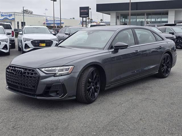 2025 Audi S8 L