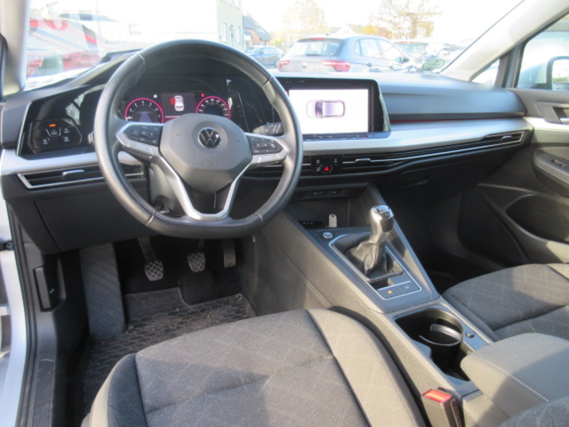 Volkswagen Golf Life