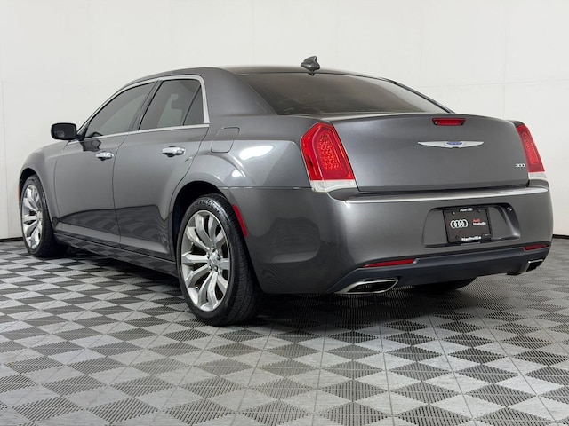 2019 Chrysler 300