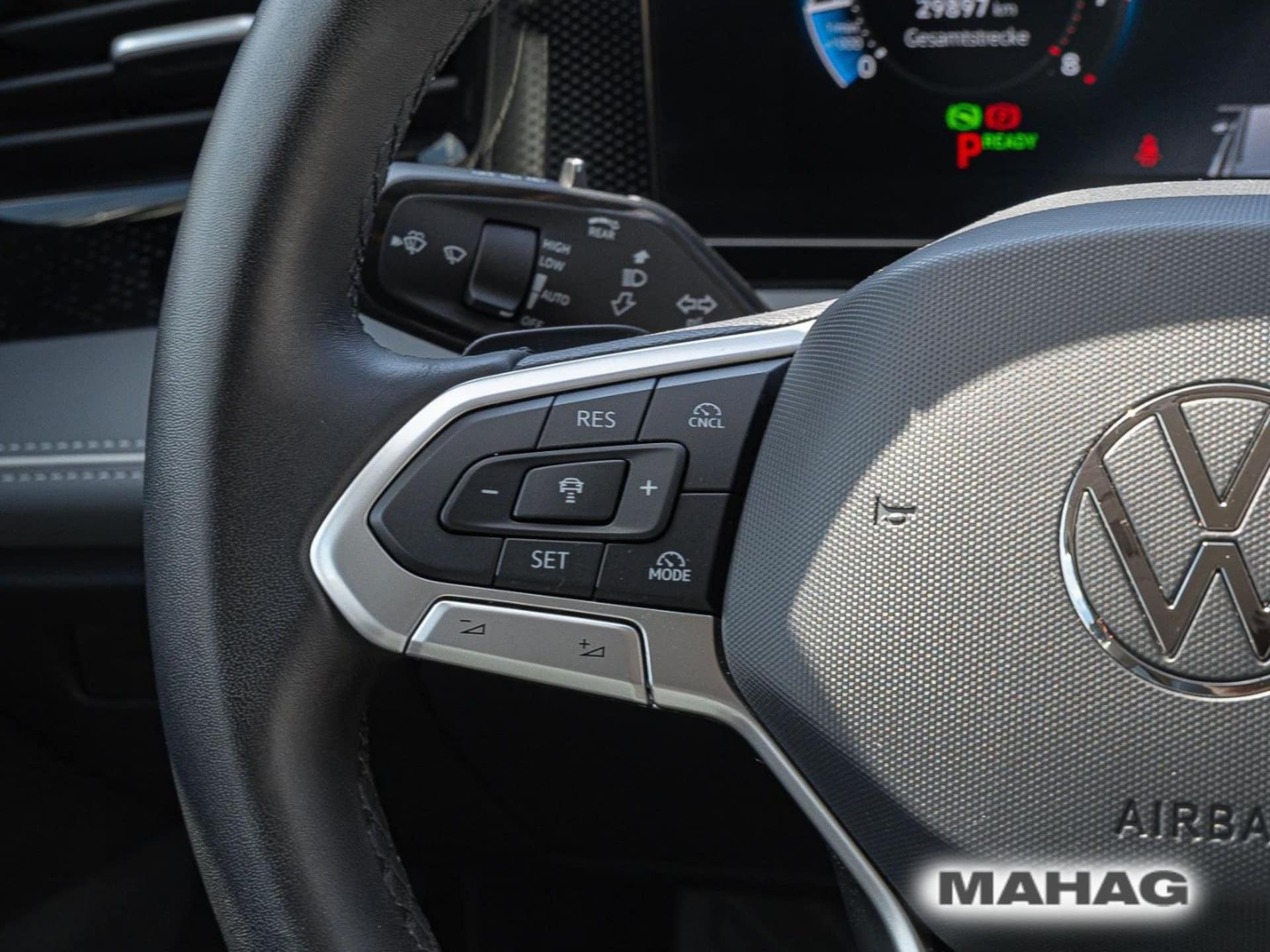Volkswagen Passat Business