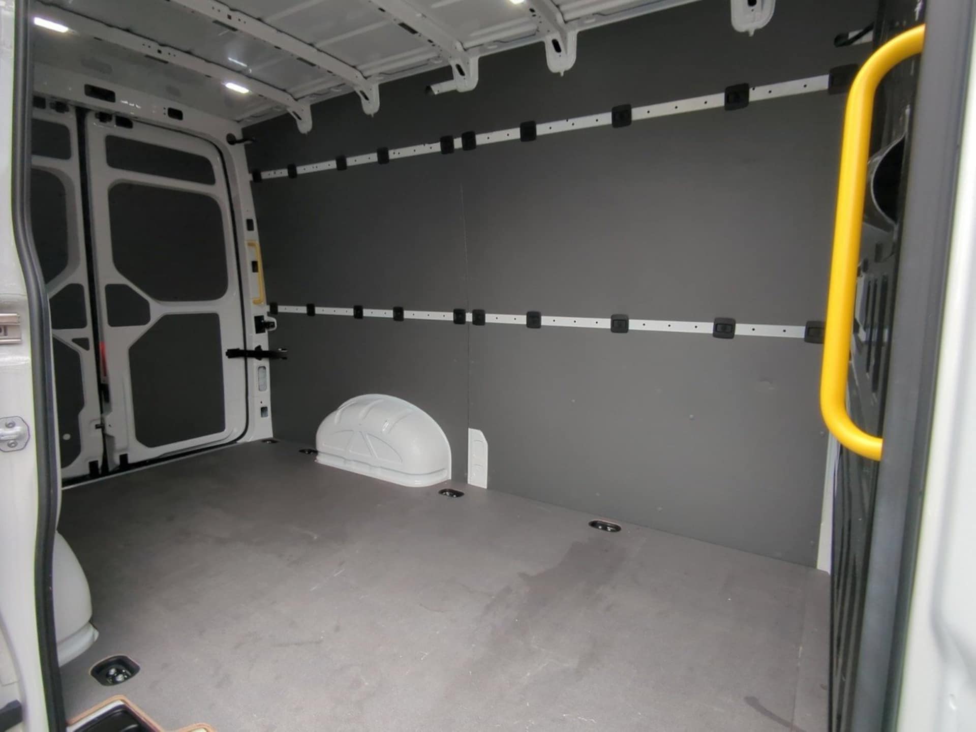 Volkswagen Crafter Kasten mittlerer Radstand