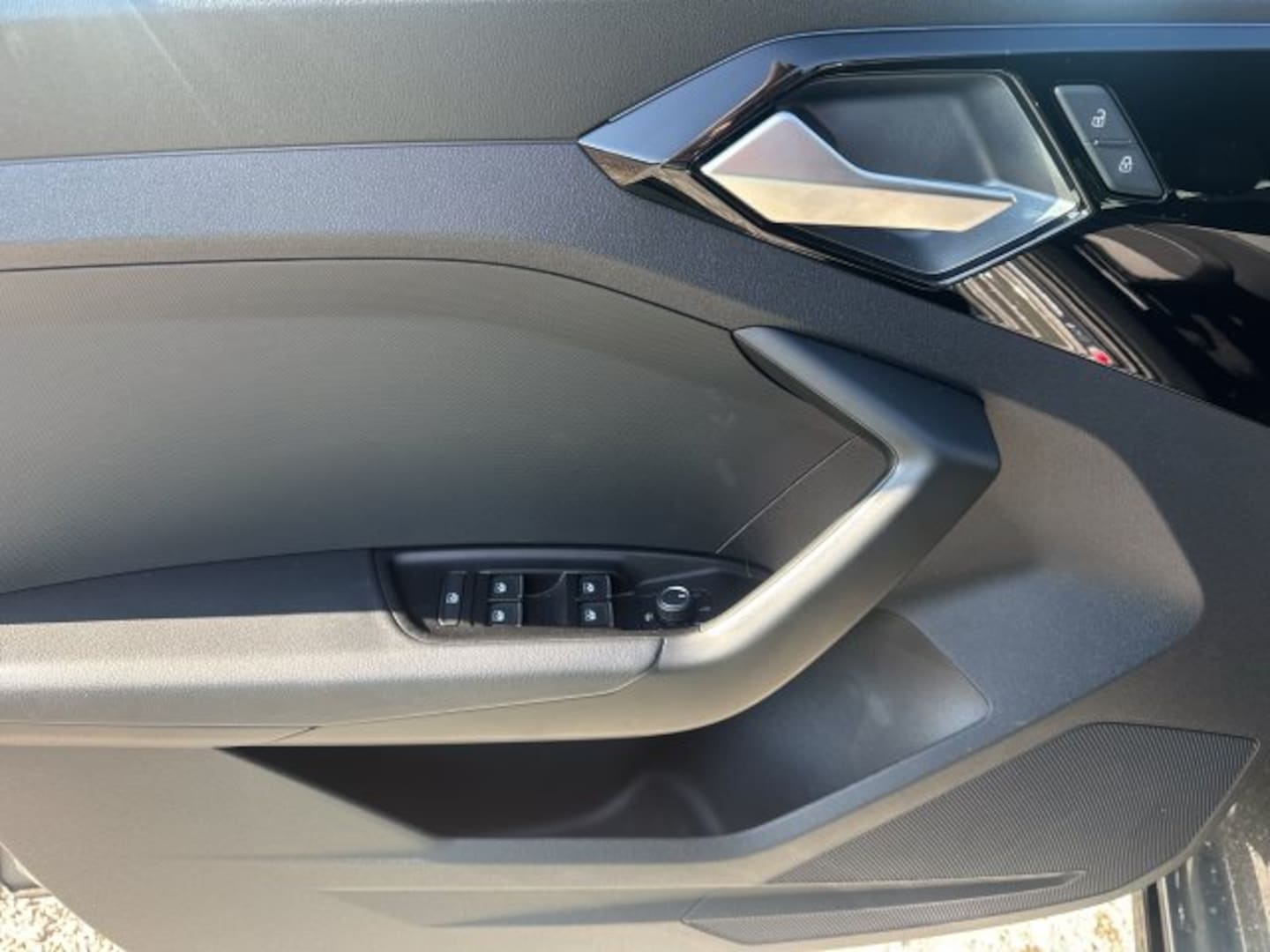 Bild über Audi A1 Sportback S line 35 TFSI S tronic - für weitere Informationen kontaktieren Sie den Audi Partner