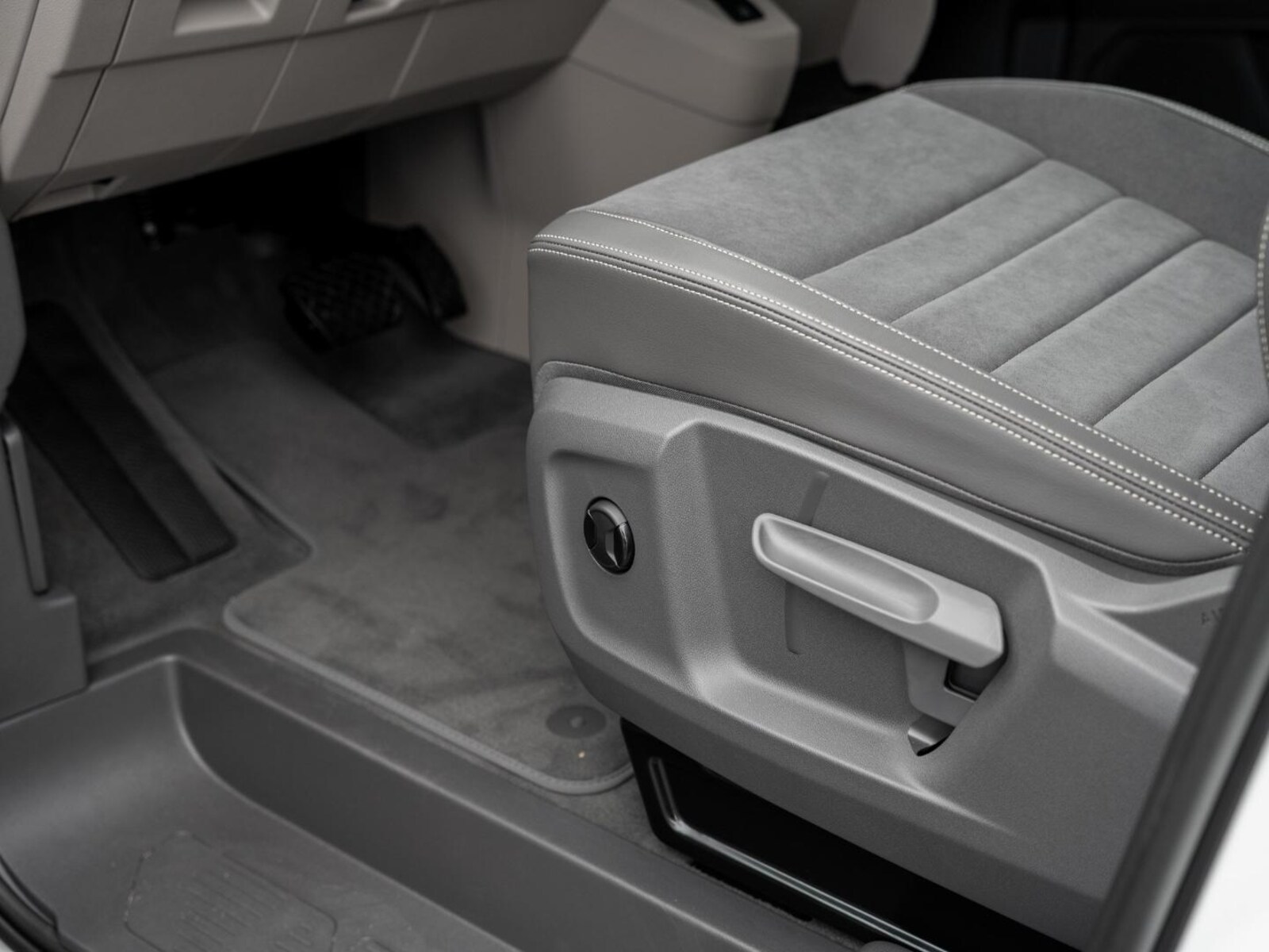 Volkswagen Multivan Langversion – Bild 28