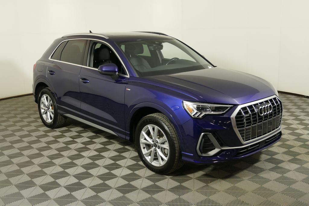 2024 Audi Q3 45 TFSI S Line Premium quattro's photo