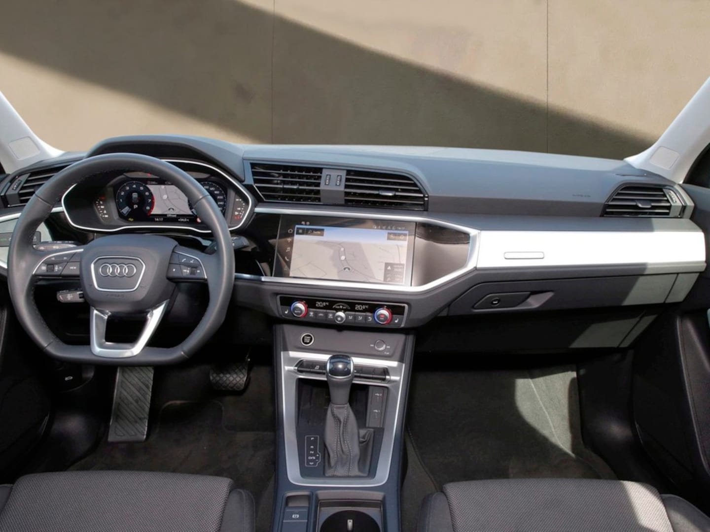 Bild über Audi Q3 TFSI 110 kW S tronic - für weitere Informationen kontaktieren Sie den Audi Partner