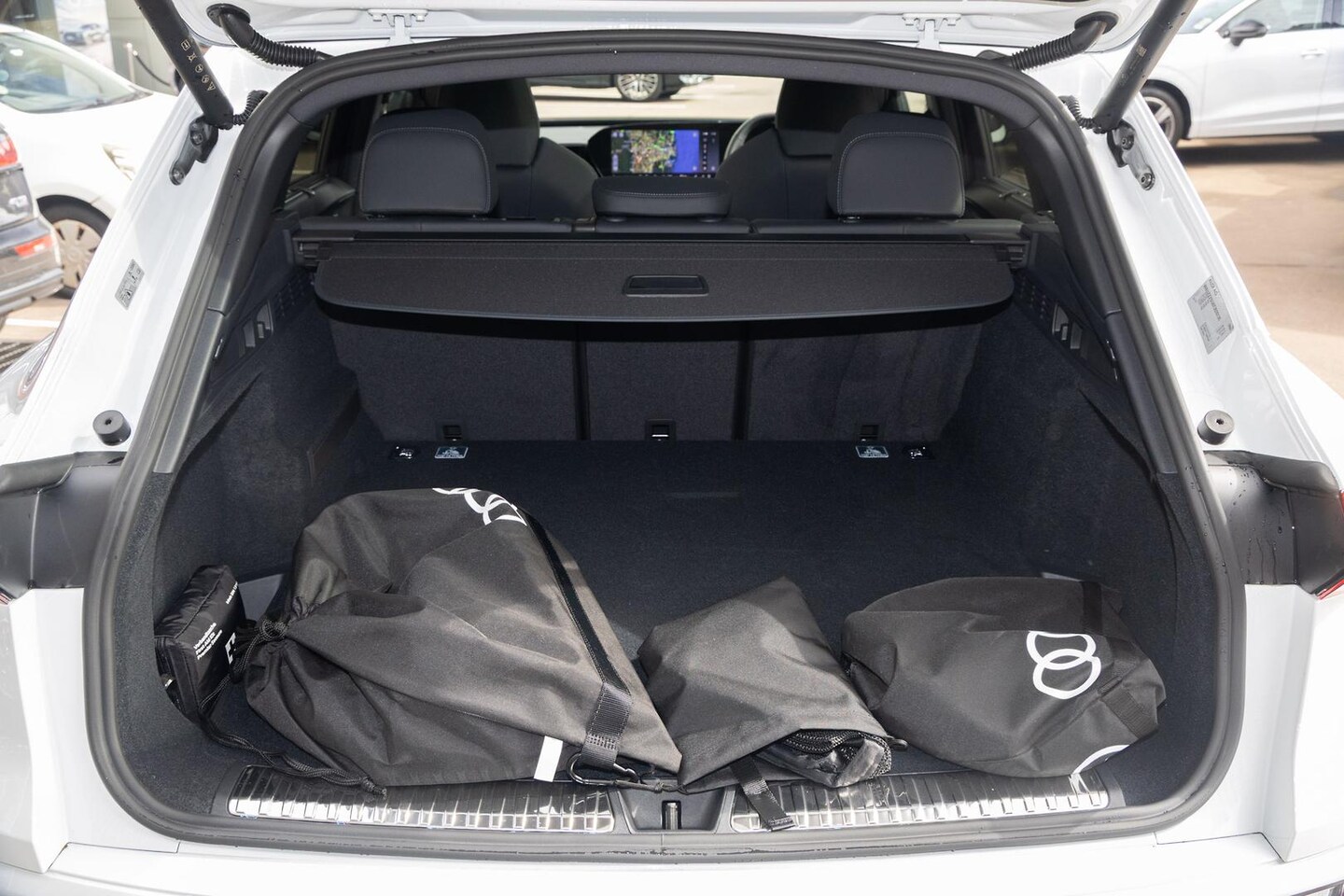 Image about Audi Q5 SUV e-hybrid quattro S tronic