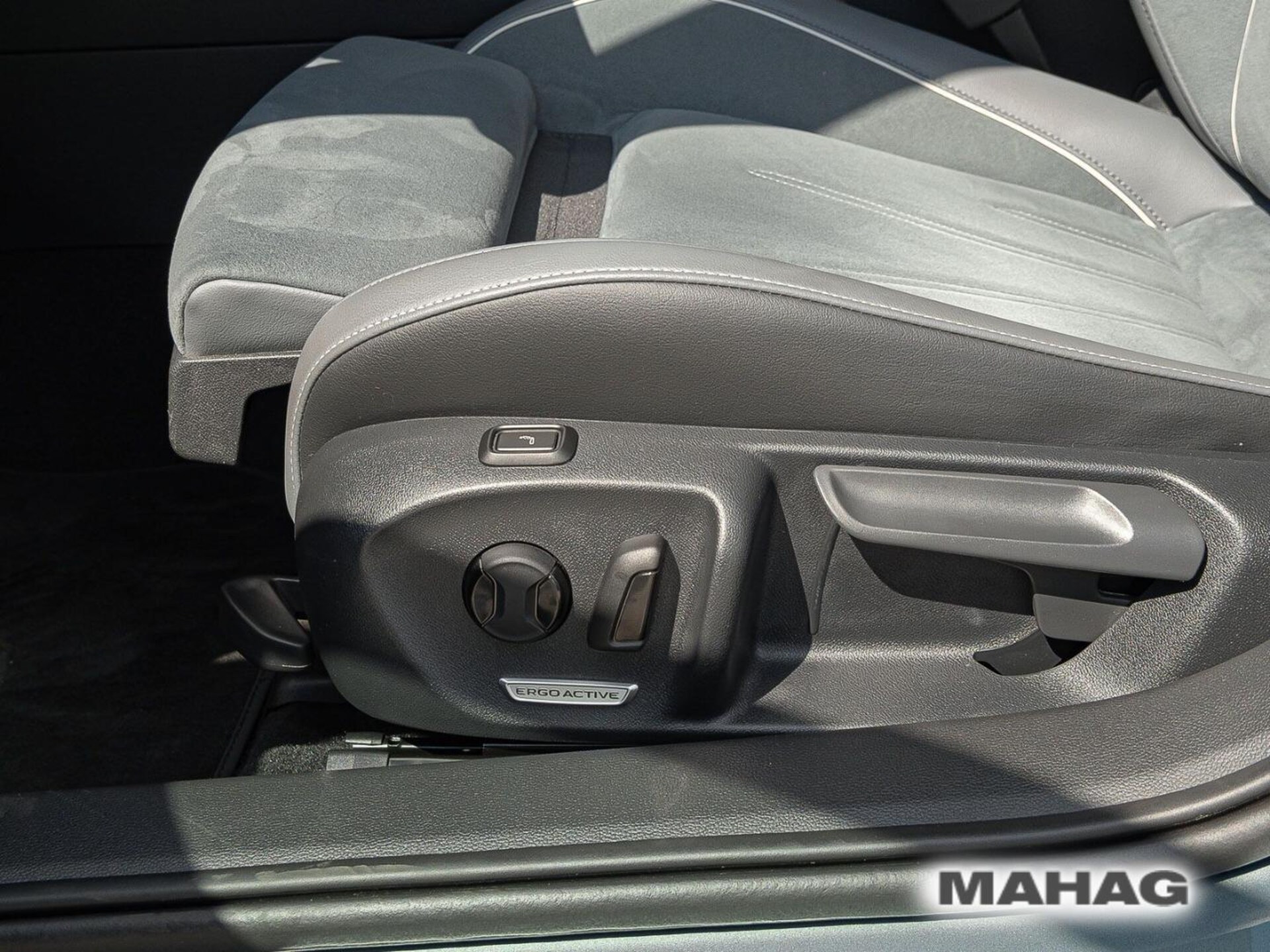 Volkswagen Passat Business
