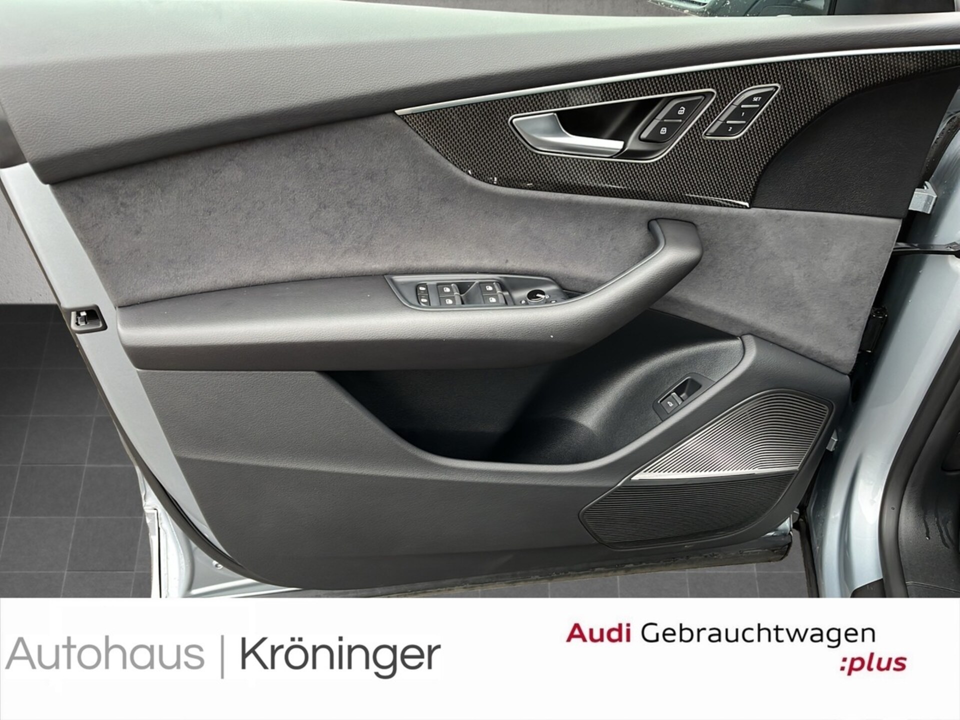 Audi SQ8 SUV