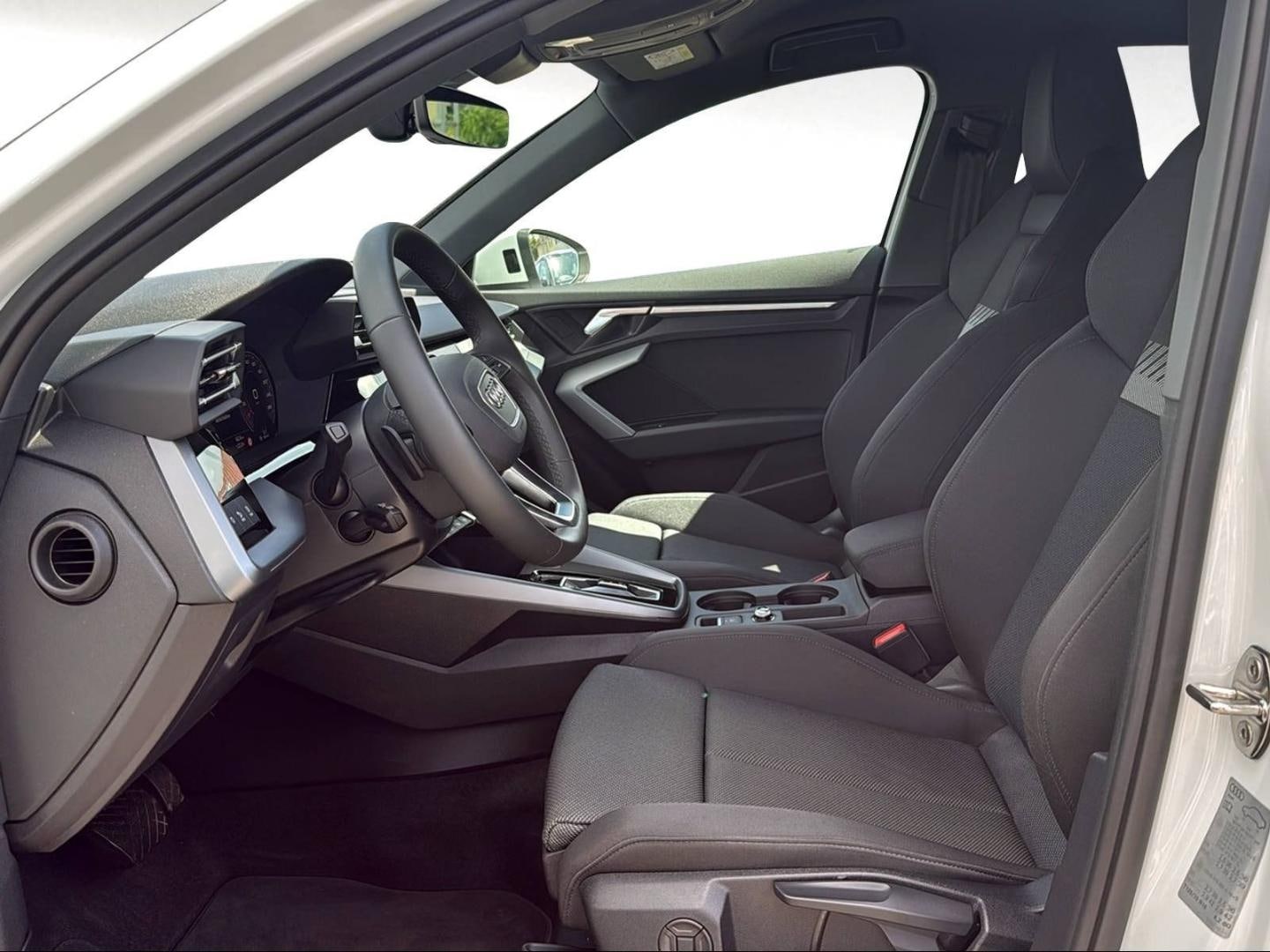 Bild über Audi A3 Limousine TFSI 110 kW S tronic - für weitere Informationen kontaktieren Sie den Audi Partner