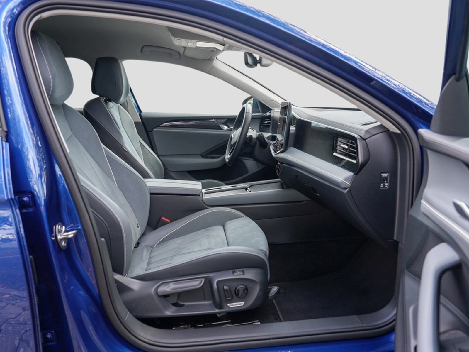 Volkswagen Passat – Bild 7