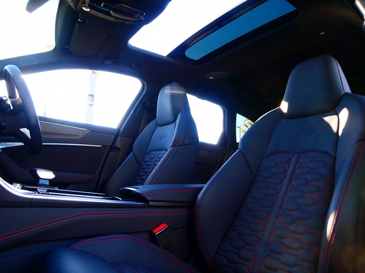 Image about Audi RS 6 Avant RS 6 Avant 441(600) kW(PS) tiptronic
